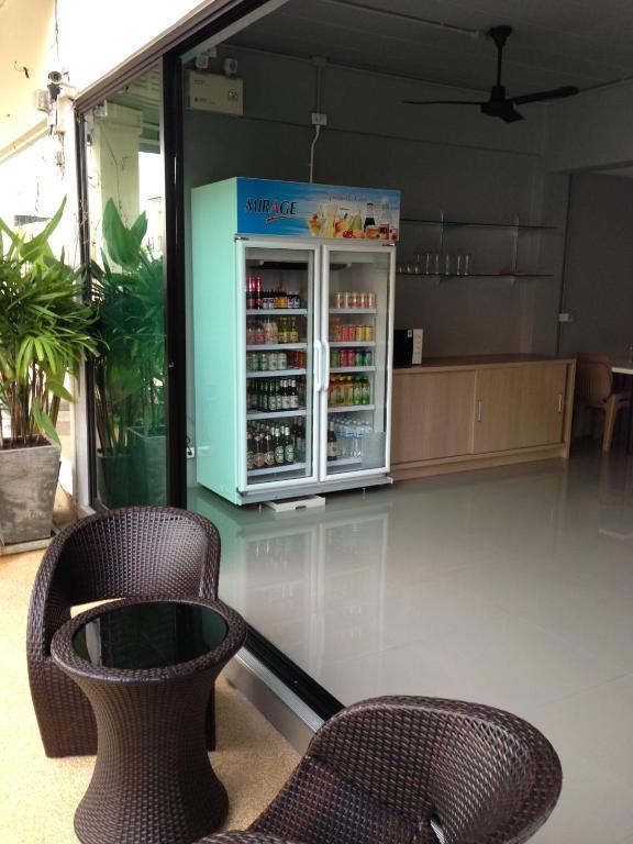 Chalong Sea Breeze Hotel Exterior foto