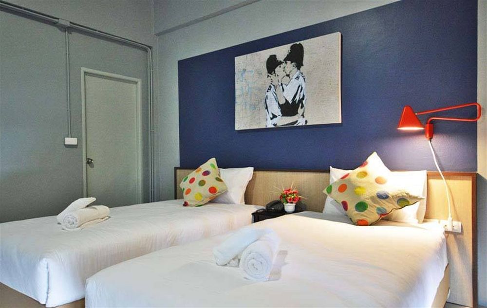 Chalong Sea Breeze Hotel Exterior foto